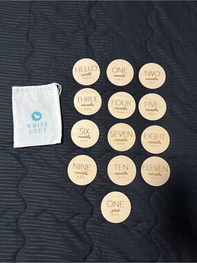 White Loft Baby Milestone Discs - Natural Wood (Monthly Set)